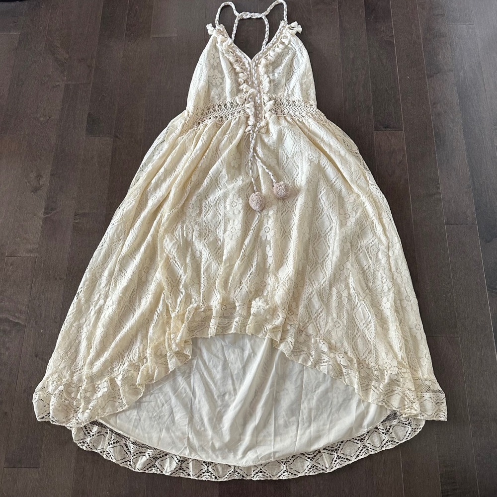 Chic Lace Cream Midi Dress